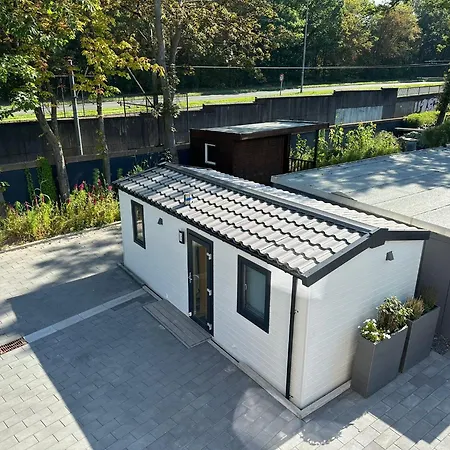 Apartment Tinyhouse/chalet In Vollmoebliert/klima Cologne